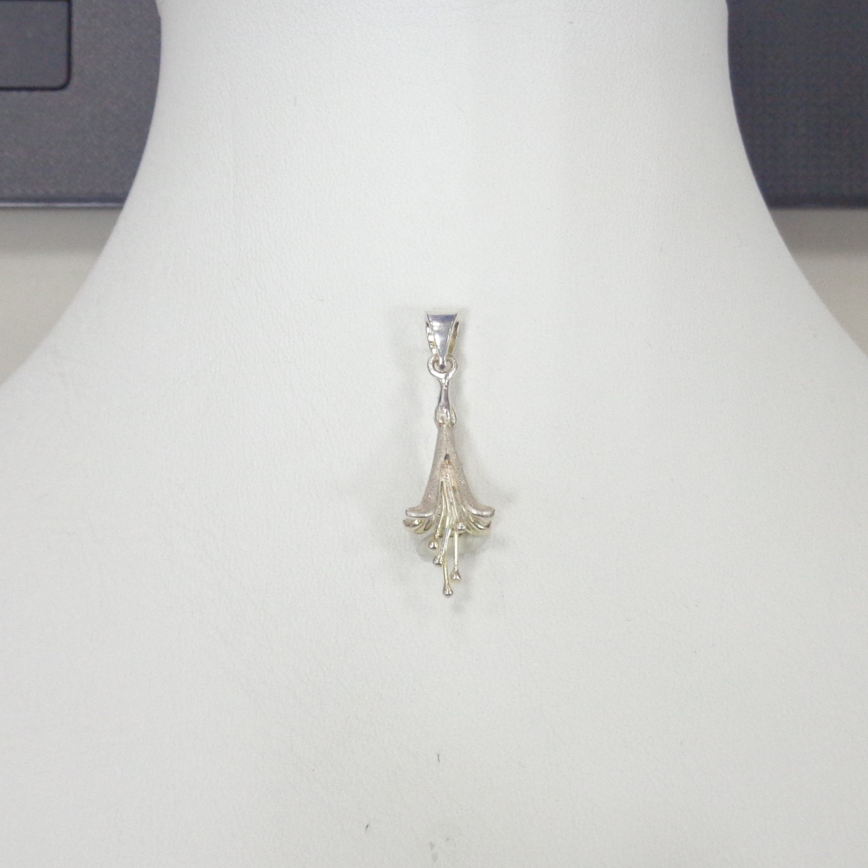 Серебряная подвеска 925 пробы; матирование;